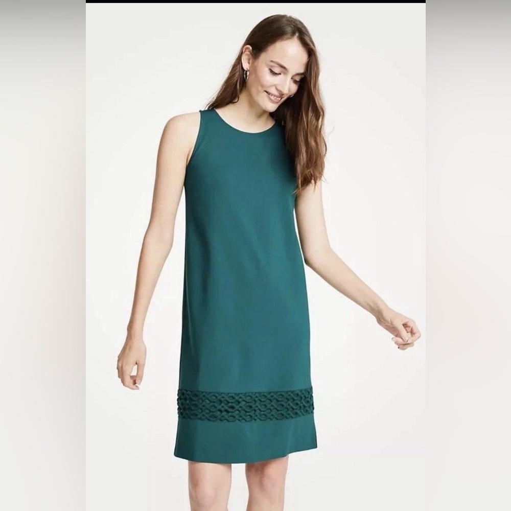 Ann Taylor Women’s Green Sleeveless Crochet Hem Dress Sz 14